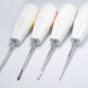 Elevator cu maner plastic luxator fin ascutit Elevator cu maner plastic luxator fin ascutit