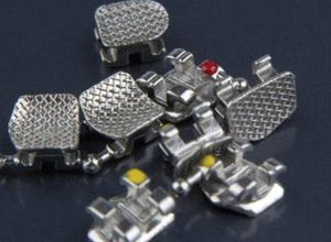 Bracketi metalici Denxy Dental